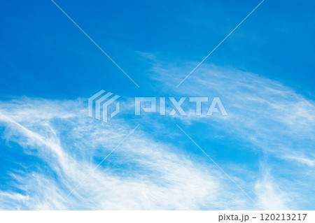 青空と白い雲の風景 青空と白い雲の風景 120213217