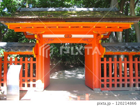 福岡市にある住吉神社内の境内 福岡市にある住吉神社内の境内 120214866