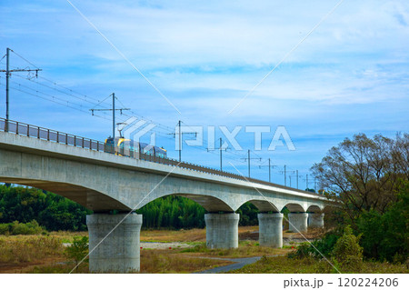 宇都宮ライトレール　鬼怒川橋梁とライトライン　芳賀・宇都宮LRT 120224206