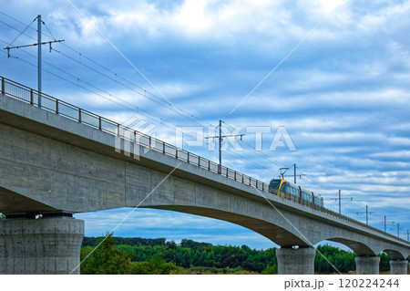 宇都宮ライトレール 鬼怒川橋梁とライトライン 芳賀・宇都宮LRT 宇都宮ライトレール 鬼怒川橋梁とライトライン 芳賀・宇都宮LRT 120224244