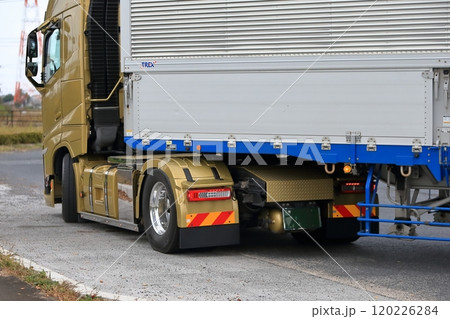 トレーラートラック トレーラートラック 120226284