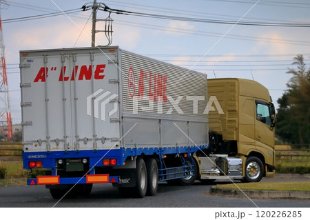 トレーラートラック 120226285