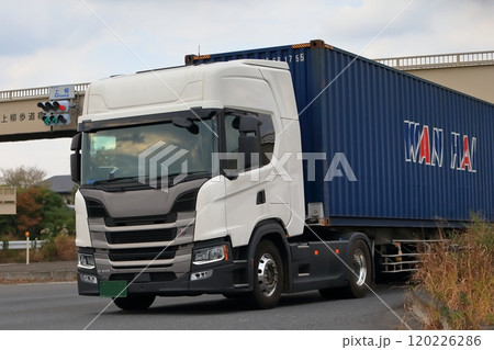 トレーラートラック 120226286
