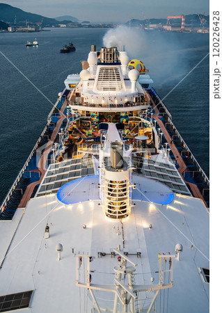 長崎港客船入港(Spectrum of the Seas)女神大橋から【長崎市】 長崎港客船入港(Spectrum of the Seas)女神大橋から【長崎市】 120226428