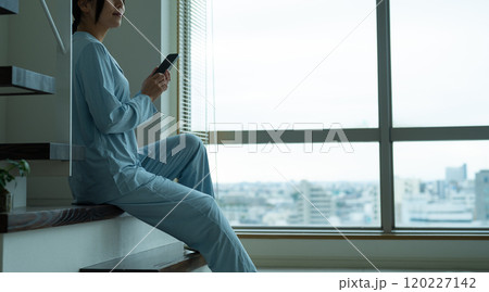 女性ポートレート 120227142