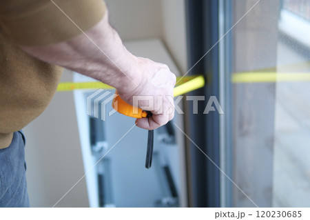 Accurately Measuring Window Dimensions Using a Tape Measure for Various Projects 120230685