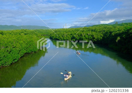 石垣島の宮良川とカヌー 120231336