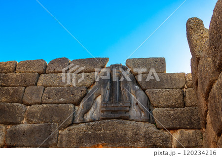 Lion's gate, the main entrance of the citadel of Mycenae. Archaeological site of Mycenae in Peloponnese, Greece 120234216