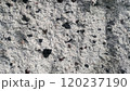 ごつごつしたブロック塀の表面 120237190