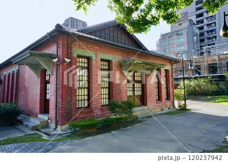 西本願寺広場・樹心会館(台湾・台北市万華区) 西本願寺広場・樹心会館(台湾・台北市万華区) 120237942