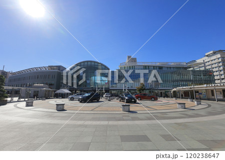 高松駅前風景/高松オルネ、高松駅、駅前広場、徳島文理大学、合同庁舎 高松駅前風景/高松オルネ、高松駅、駅前広場、徳島文理大学、合同庁舎 120238647
