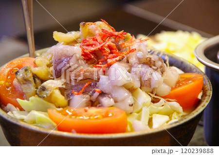 シーフードが入った月島もんじゃ シーフードが入った月島もんじゃ 120239888