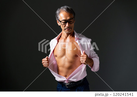 シニア 男性 筋肉美 シニア 男性 筋肉美 120241541