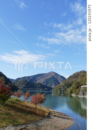 丹沢湖と周辺 120243975