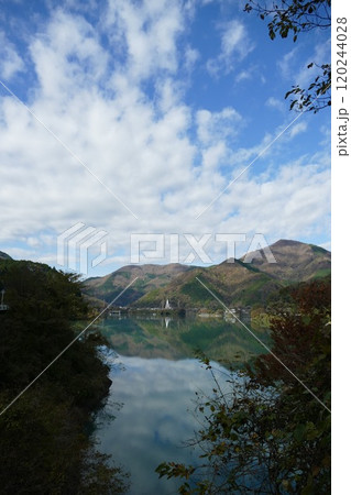 丹沢湖と周辺 丹沢湖と周辺 120244028