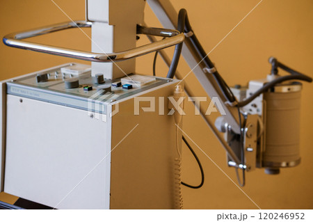 Medical Imaging Equipment with Modern Design and Controls Medical Imaging Equipment with Modern Design and Controls 120246952