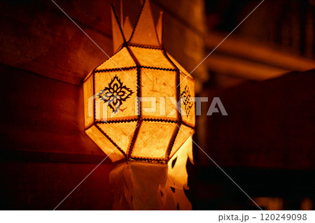 Thai style lanterns made with paper for decoration. 120249098