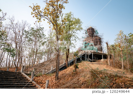 Daibutsu Buddha statue in Lampang Province, Thailand was under construction shoot at 28 March 2021. Daibutsu Buddha statue in Lampang Province, Thailand was under construction shoot at 28 March 2021. 120249644