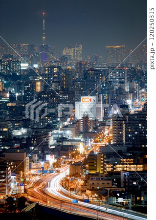 【夜景100選】川崎市、川崎市役所スカイデッキからの夜景（東京スカイツリー方面） 120250315