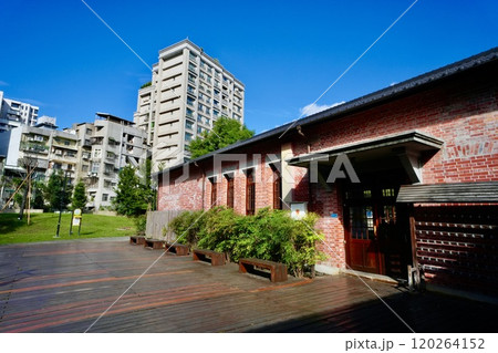 西本願寺広場・樹心会館(台湾・台北市万華区) 西本願寺広場・樹心会館(台湾・台北市万華区) 120264152
