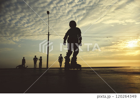 Skateboarding Silhouette Extreme Skatepark Images Orange Sunlight Youth Culture Enjoy Sports Vacation Skateboard Skateboarding Silhouette Extreme Skatepark Images Orange Sunlight Youth Culture Enjoy Sports Vacation Skateboard 120264349