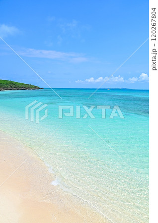 宮古島のとても美しい海の風景 120267804