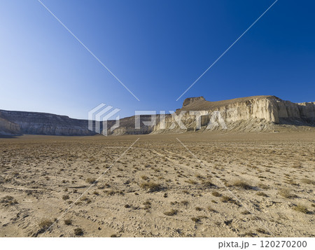 カザフスタン・マンギスタウ 「城塞の谷」/ Airakty-Shomanay, Kazakhstan 120270200