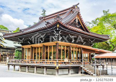三嶋大社（伊豆諸島の開拓神　伊豆国の一宮）　舞殿　静岡県三島市大宮町 120270289