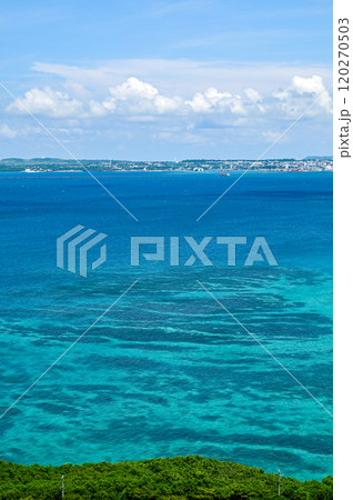 宮古島のとても美しい海の風景 120270503