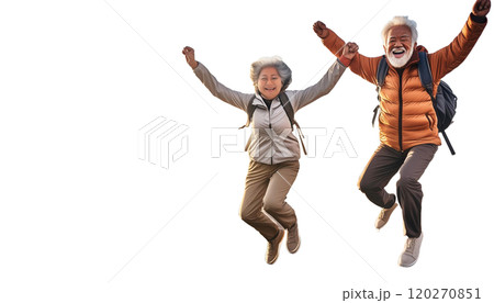 ジャンプする老夫婦。老後の楽しみ方 ジャンプする老夫婦。老後の楽しみ方 120270851