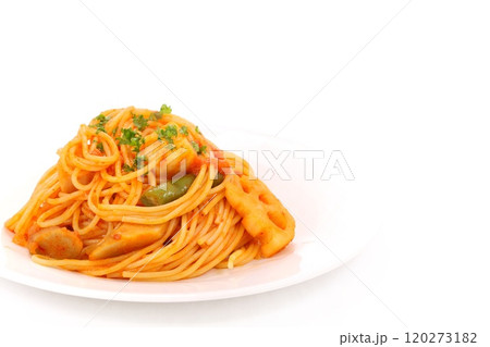 パスタ　スパゲッティ　トマトソース　明るい背景 120273182
