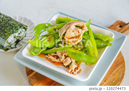 唐辛子と豚肉のオイスターソース炒め 唐辛子と豚肉のオイスターソース炒め 120274473