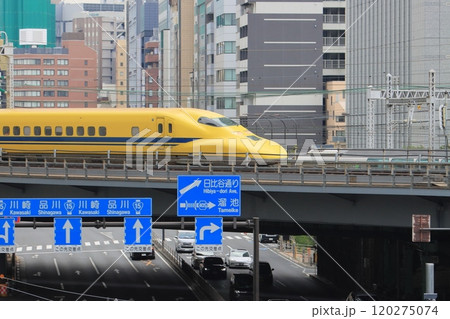 都心を走るドクターイエロー 新幹線電気軌道総合試験車 都心を走るドクターイエロー 新幹線電気軌道総合試験車 120275074