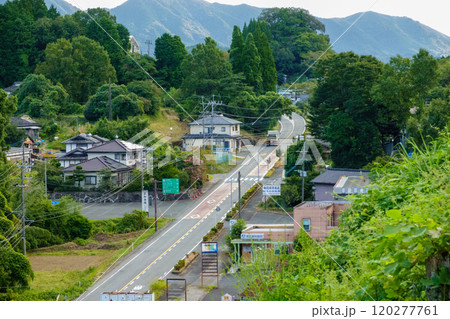 田舎の町 120277761