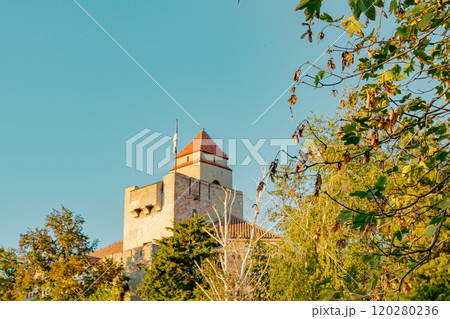 Belgrade’s Old Town, with cobblestone streets, historic buildings, and vibrant outdoor cafes, captures the charm of Europe’s classic cities. The area is home to famous landmarks like the Belgrade 120280236