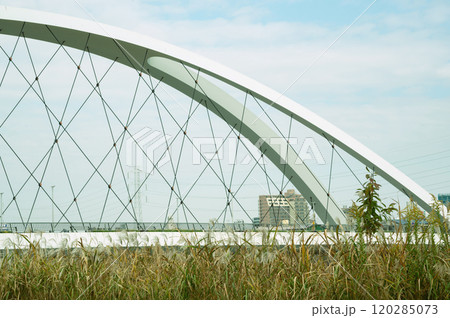 ノスタルジックな雰囲気の風景写真 120285073