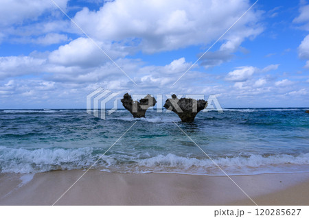 美しい海と空 120285627