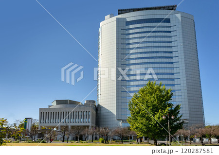 群馬県高崎市の高崎市役所 群馬県高崎市の高崎市役所 120287581