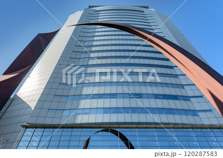 群馬県高崎市の高崎市役所 120287583