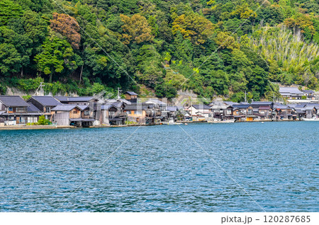 京都伊根の舟屋 京都伊根の舟屋 120287685