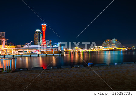 神戸港とメリケンパークの夜景 神戸港とメリケンパークの夜景 120287736