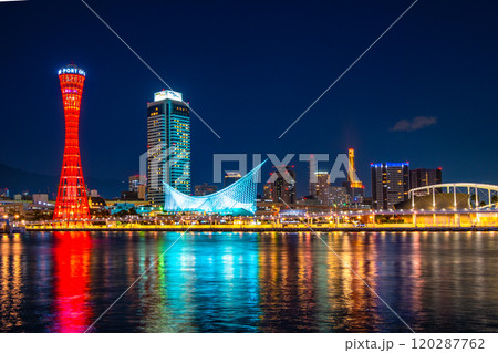 神戸港とメリケンパークの夜景 神戸港とメリケンパークの夜景 120287762