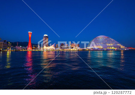 神戸港とメリケンパークの夜景 神戸港とメリケンパークの夜景 120287772