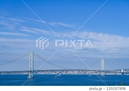淡路島からの明石海峡大橋 120287806