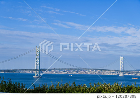 淡路島からの明石海峡大橋 淡路島からの明石海峡大橋 120287809