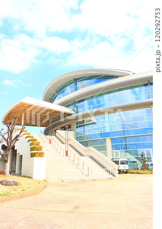 愛知県大治町、大治町スポーツセンターの風景 120292753