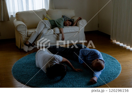 一家心中 120296156