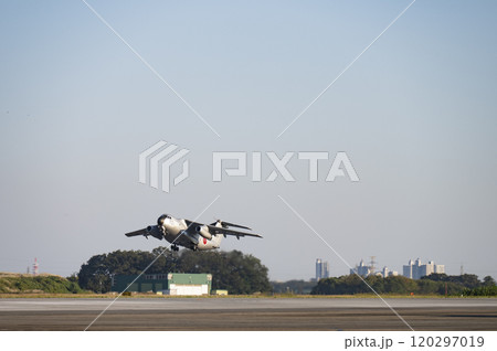 c1輸送機通称銀ちゃん c1輸送機通称銀ちゃん 120297019