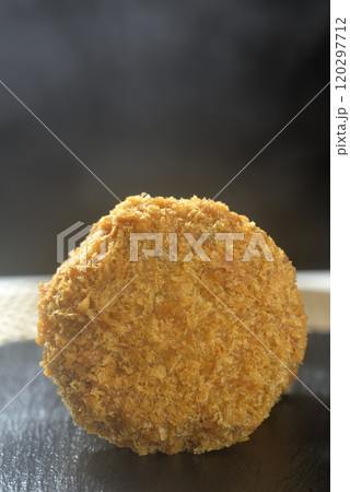 揚げたてメンチカツ 120297712