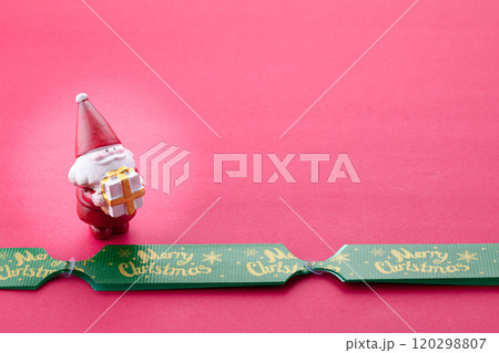 サンタクロース ( クリスマスイメージ ) サンタクロース ( クリスマスイメージ ) 120298807